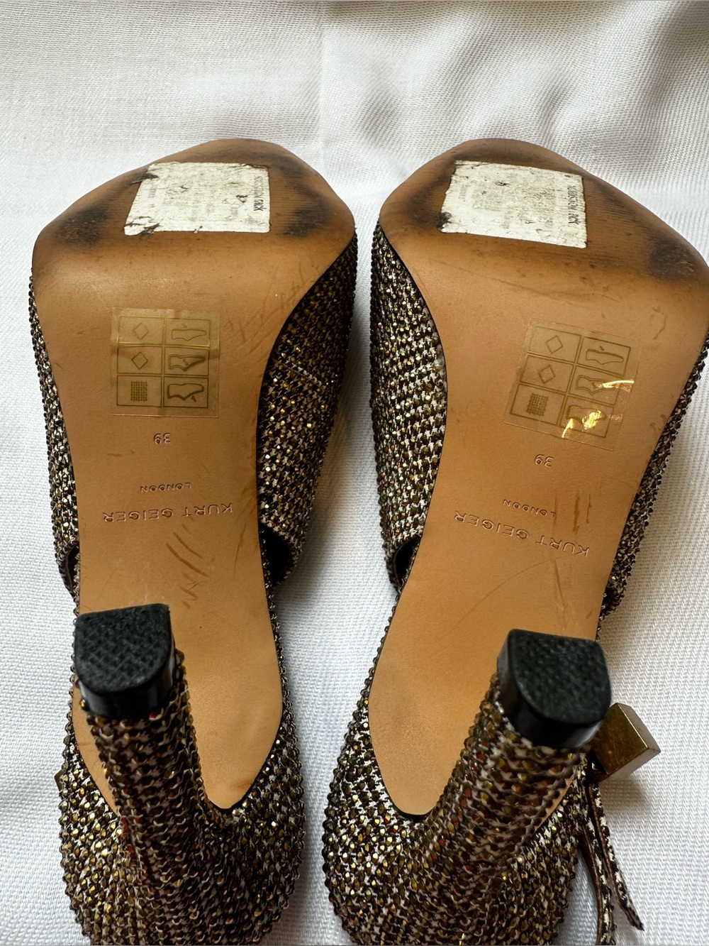 Kurt Geiger London Brixton Slingback Pointed-Toe Pumps - Picture 11 of 17